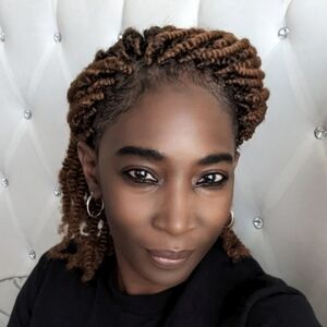 Meet your Posher, Allison